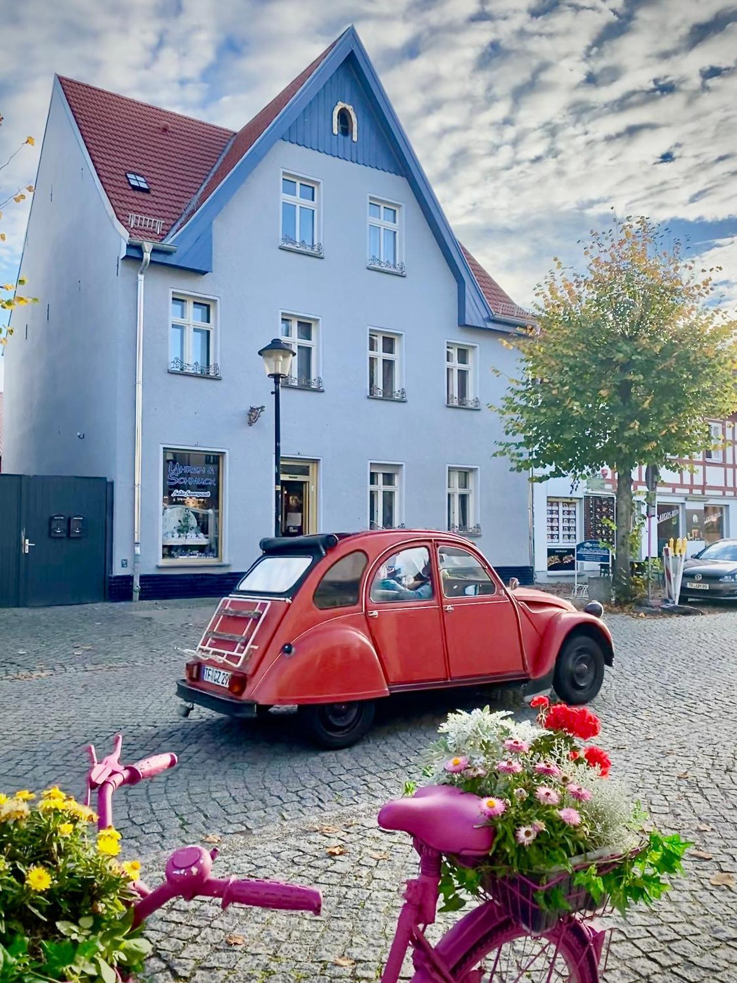 Die Alte Fleischerei - Gaestezimmer Im Historischen Stadtkern Jueterbog Exteriör bild